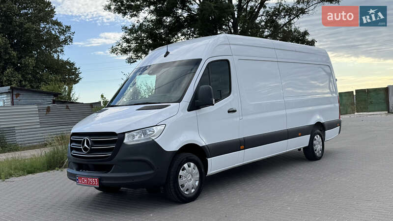 Mercedes-Benz Sprinter 2021