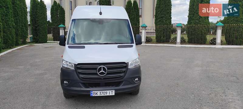 Мікроавтобус Mercedes-Benz Sprinter 2022 в Дубні