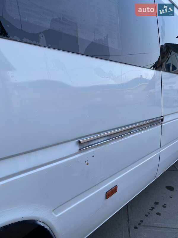 Мікроавтобус Mercedes-Benz Sprinter 2005 в Хусті