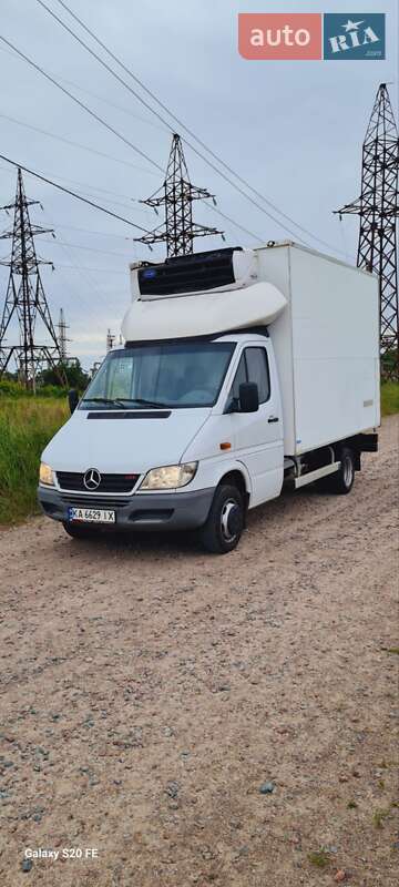 Mercedes-Benz Sprinter 2005