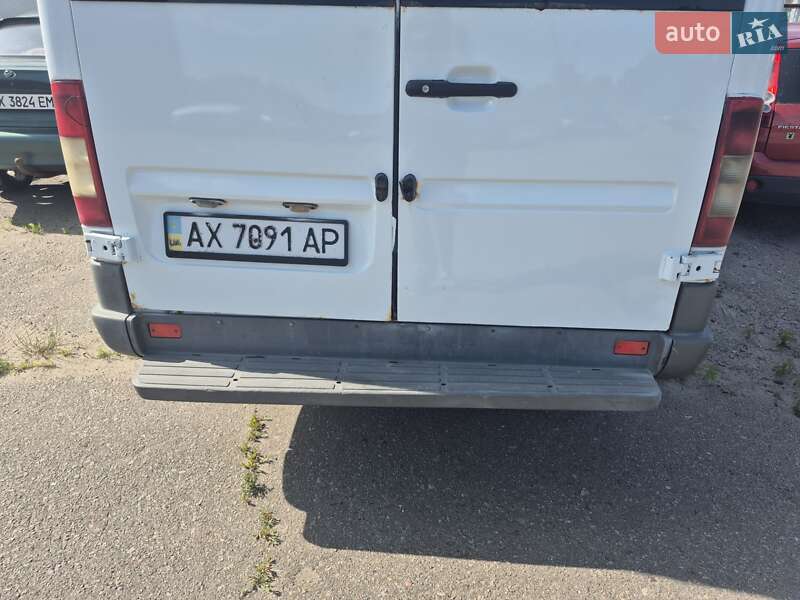 Пригородный автобус Mercedes-Benz Sprinter 2004 в Харькове