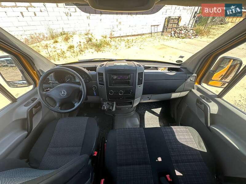 Грузопассажирский фургон Mercedes-Benz Sprinter 2011 в Ковеле