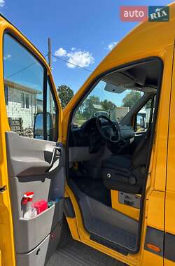 Грузопассажирский фургон Mercedes-Benz Sprinter 2011 в 