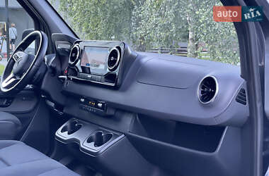 Грузовой фургон Mercedes-Benz Sprinter 2020 в 