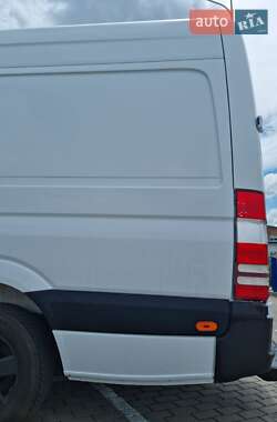 Грузопассажирский фургон Mercedes-Benz Sprinter 2011 в 