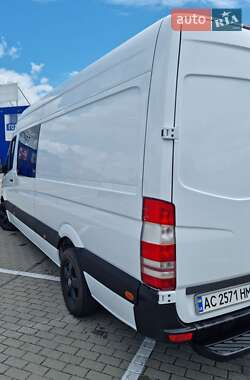 Грузопассажирский фургон Mercedes-Benz Sprinter 2011 в 