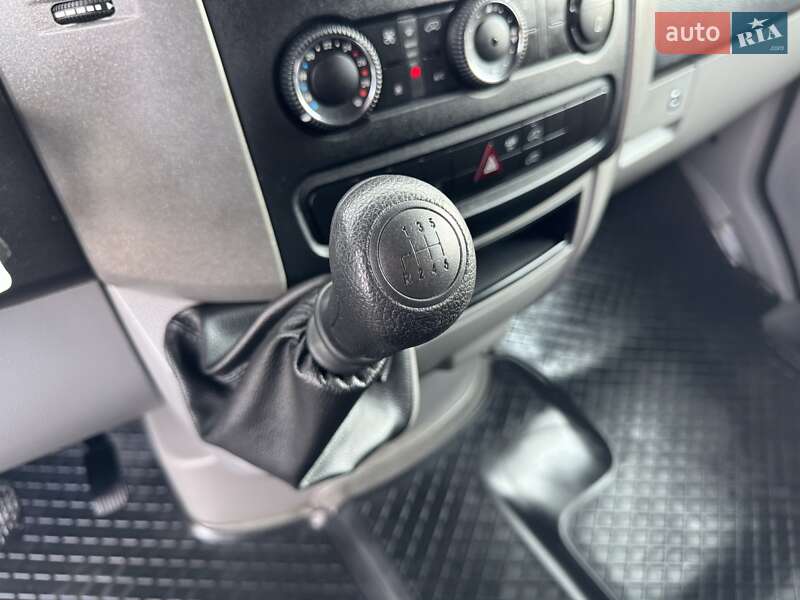 Грузовой фургон Mercedes-Benz Sprinter 2017 в Дубно