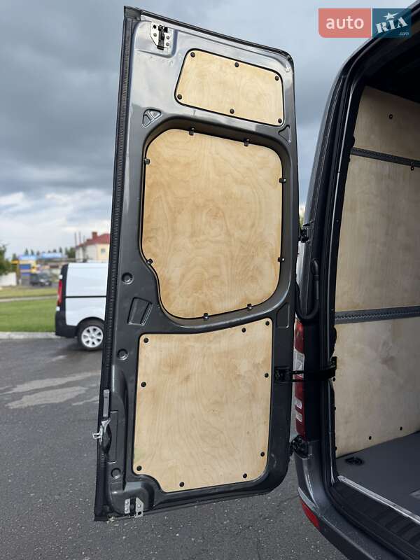 Грузовой фургон Mercedes-Benz Sprinter 2017 в Дубно