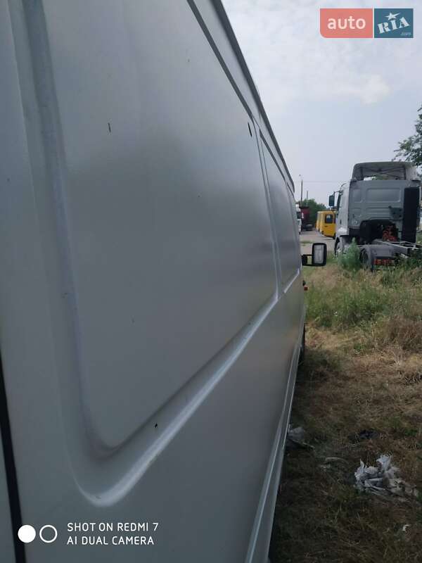 Грузовой фургон Mercedes-Benz Sprinter 2004 в Запорожье