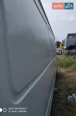 Грузовой фургон Mercedes-Benz Sprinter 2004 в 