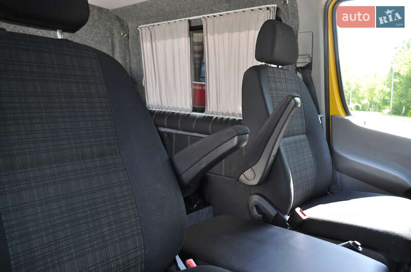 Грузопассажирский фургон Mercedes-Benz Sprinter 2016 в Киеве фото 59 Грузопассажирский фургон Mercedes-Benz Sprinter 2016 в Киеве