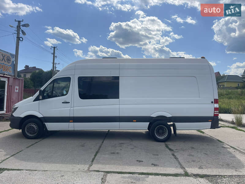 Вантажопасажирський фургон Mercedes-Benz Sprinter 2015 в Чернівцях