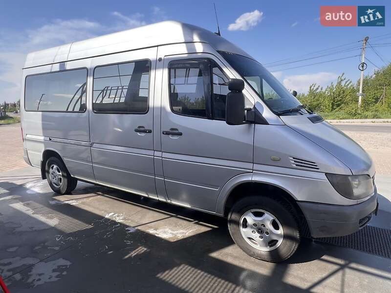 Мікроавтобус Mercedes-Benz Sprinter 2005 в 