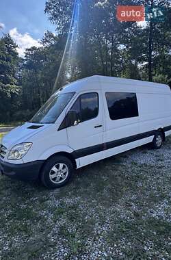 Вантажопасажирський фургон Mercedes-Benz Sprinter 2011 в Івано-Франківську
