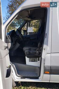 Вантажний фургон Mercedes-Benz Sprinter 2015 в 