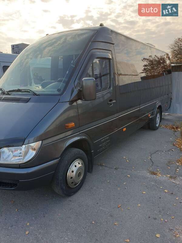 Туристический / Междугородний автобус Mercedes-Benz Sprinter 2006 в Сарнах