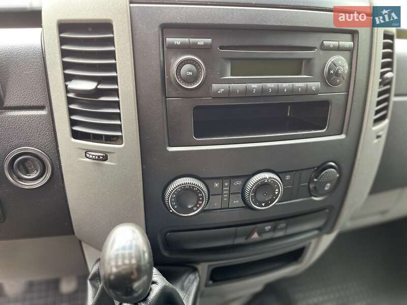 Грузовой фургон Mercedes-Benz Sprinter 2012 в Первомайске