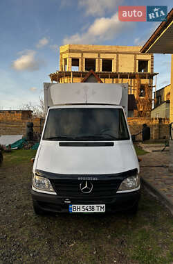 Грузовой фургон Mercedes-Benz Sprinter 2005 в 