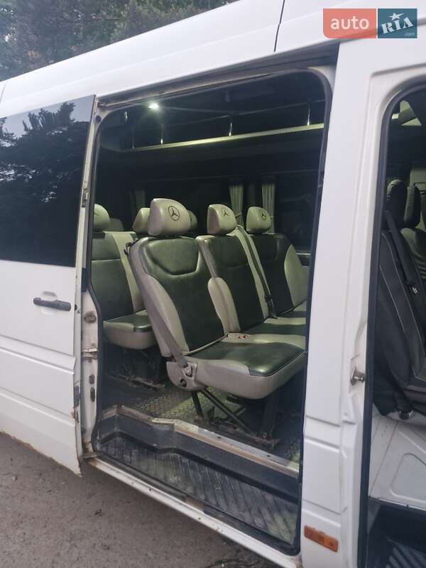Микроавтобус Mercedes-Benz Sprinter 2005 в Бродах