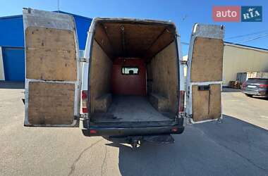 Грузовой фургон Mercedes-Benz Sprinter 2006 в 