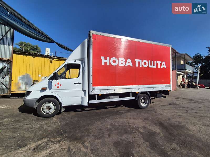 Mercedes-Benz Sprinter 2004