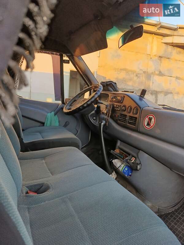 Городской автобус Mercedes-Benz Sprinter 1997 в Кривом Роге