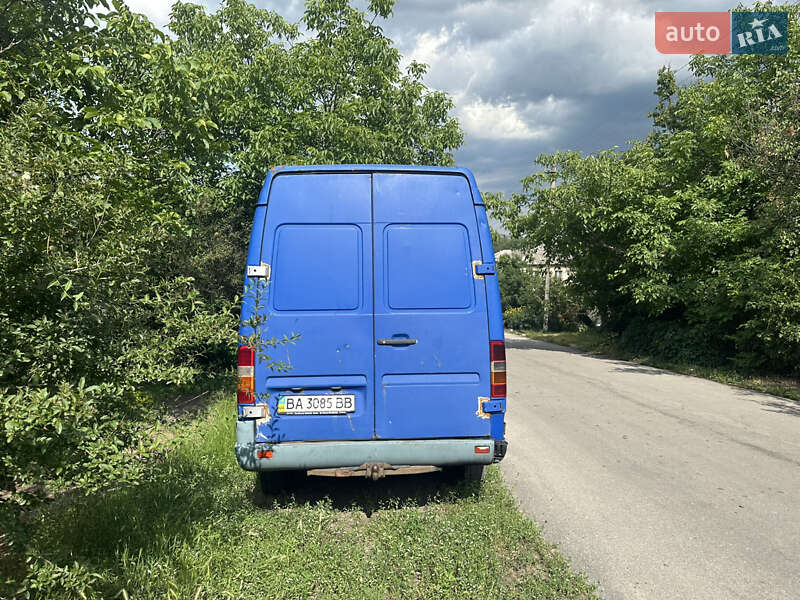 Грузовой фургон Mercedes-Benz Sprinter 1997 в Светловодске