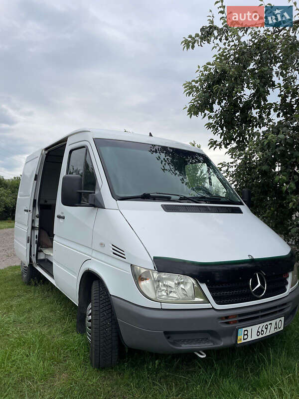 Грузовой фургон Mercedes-Benz Sprinter 2006 в Полтаве