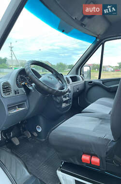Вантажний фургон Mercedes-Benz Sprinter 2006 в 