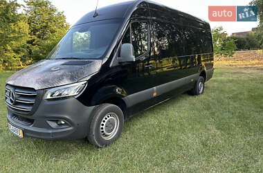 Вантажопасажирський фургон Mercedes-Benz Sprinter 2020 в Чернівцях