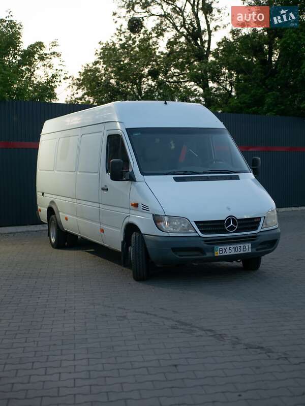 Mercedes-Benz Sprinter 2005