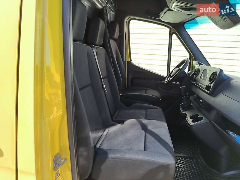 Грузопассажирский фургон Mercedes-Benz Sprinter 2018 в Днепре