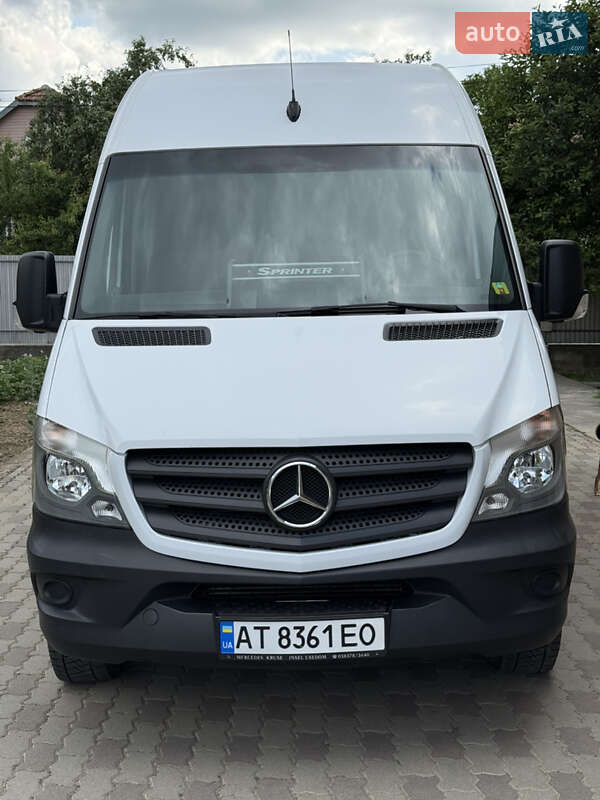 Грузовой фургон Mercedes-Benz Sprinter 2017 в Коломые