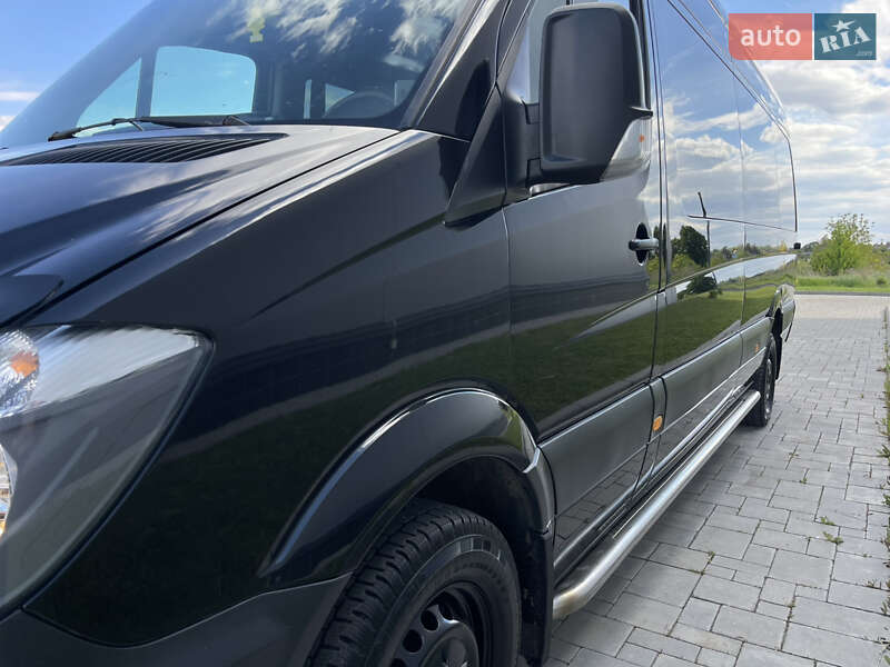 Мікроавтобус Mercedes-Benz Sprinter 2015 в Рівному