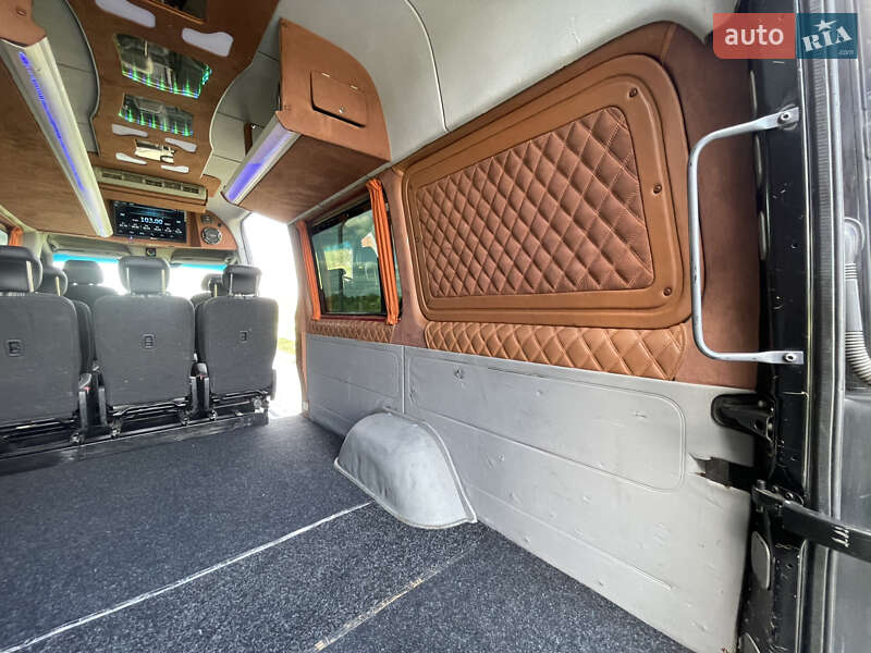 Мікроавтобус Mercedes-Benz Sprinter 2015 в Рівному
