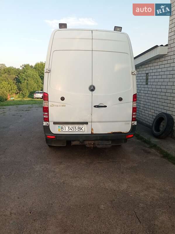 Вантажний фургон Mercedes-Benz Sprinter 2007 в Кременчуці фото 2 Вантажний фургон Mercedes-Benz Sprinter 2007 в Кременчуці