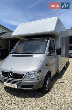 Грузовой фургон Mercedes-Benz Sprinter 2005 в 