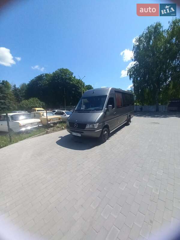 Туристический / Междугородний автобус Mercedes-Benz Sprinter 1999 в 