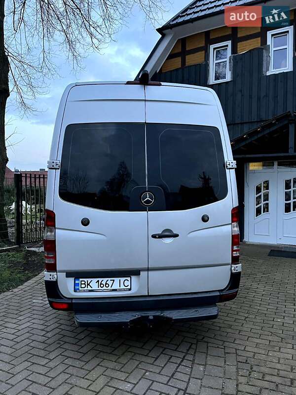 Микроавтобус Mercedes-Benz Sprinter 2007 в Ровно