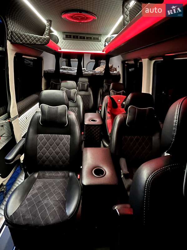 Микроавтобус Mercedes-Benz Sprinter 2007 в Ровно