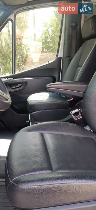 Грузовой фургон Mercedes-Benz Sprinter 2022 в Запорожье