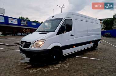 Вантажний фургон Mercedes-Benz Sprinter 2013 в 