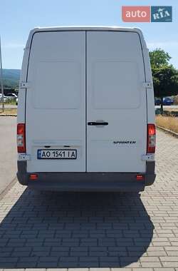 Микроавтобус Mercedes-Benz Sprinter 2005 в 