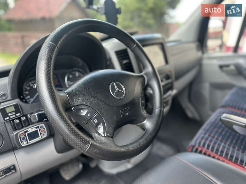 Туристический / Междугородний автобус Mercedes-Benz Sprinter 2010 в Березному