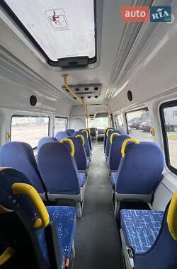 Пригородный автобус Mercedes-Benz Sprinter 2013 в 