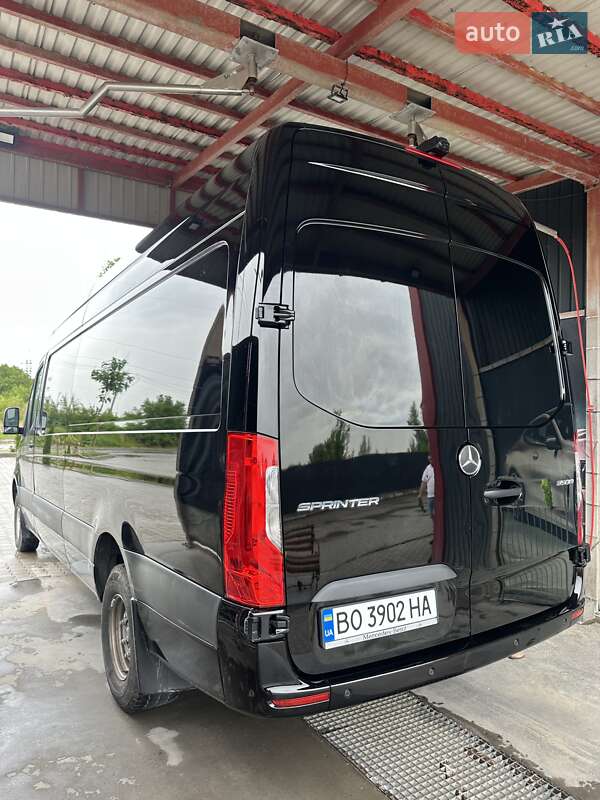 Вантажний фургон Mercedes-Benz Sprinter 2022 в Бучачі