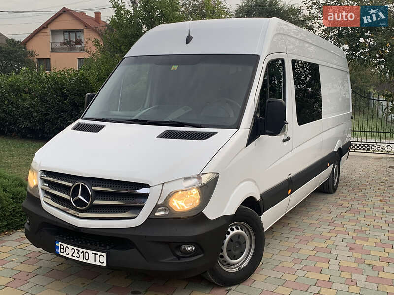 Грузопассажирский фургон Mercedes-Benz Sprinter 2016 в 