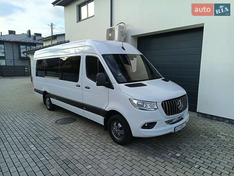 Вантажопасажирський фургон Mercedes-Benz Sprinter 2020 в Коломиї