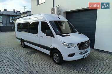 Грузопассажирский фургон Mercedes-Benz Sprinter 2020 в 
