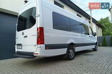 Грузопассажирский фургон Mercedes-Benz Sprinter 2020 в 